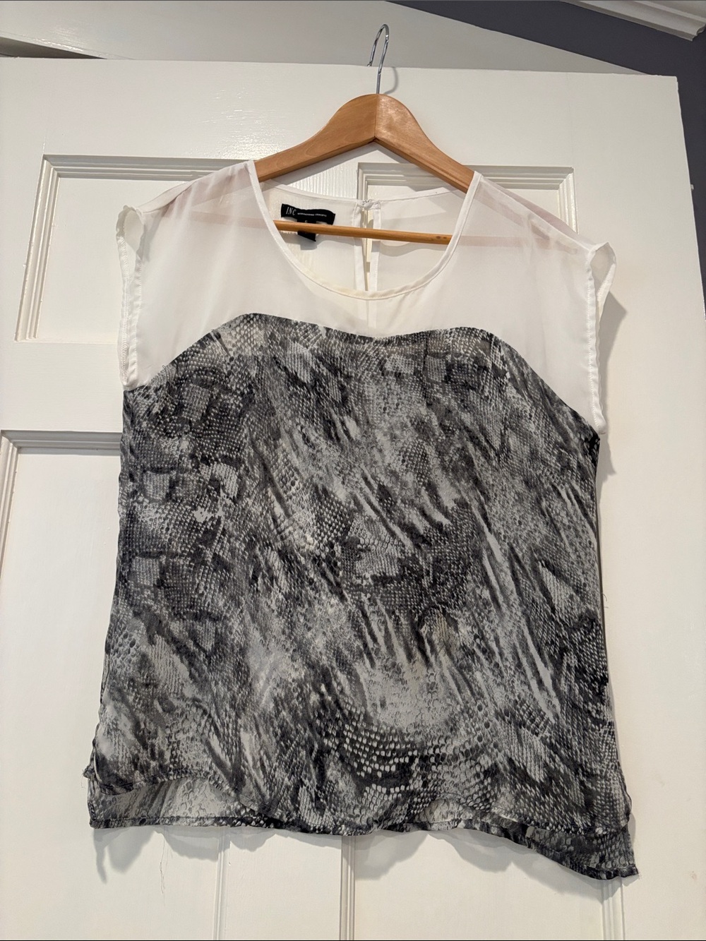 INC International Concepts White Sheer Yoke Black & Gray Abstract Print Blouse
